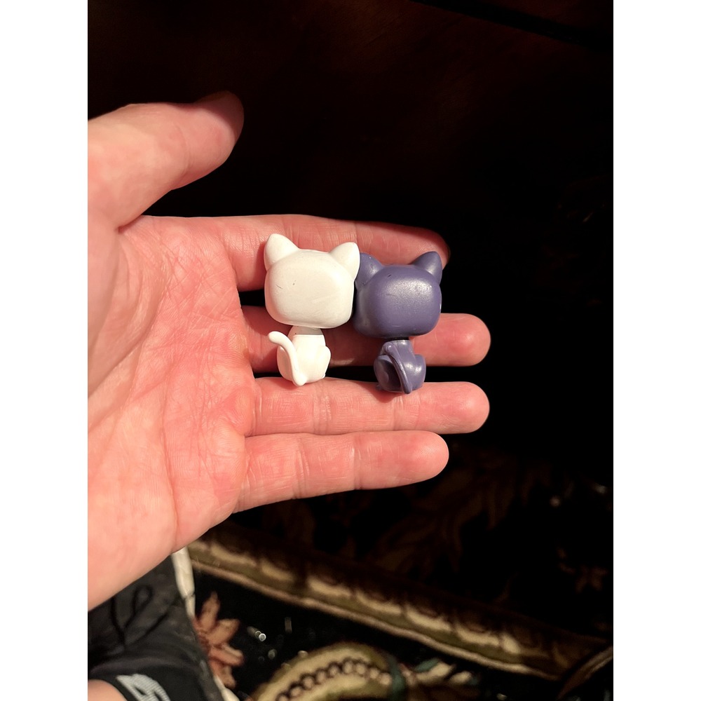 Funko! Pop Sailor Moon Luna and Artemis Vinyl Figures - Picture 2 of 2